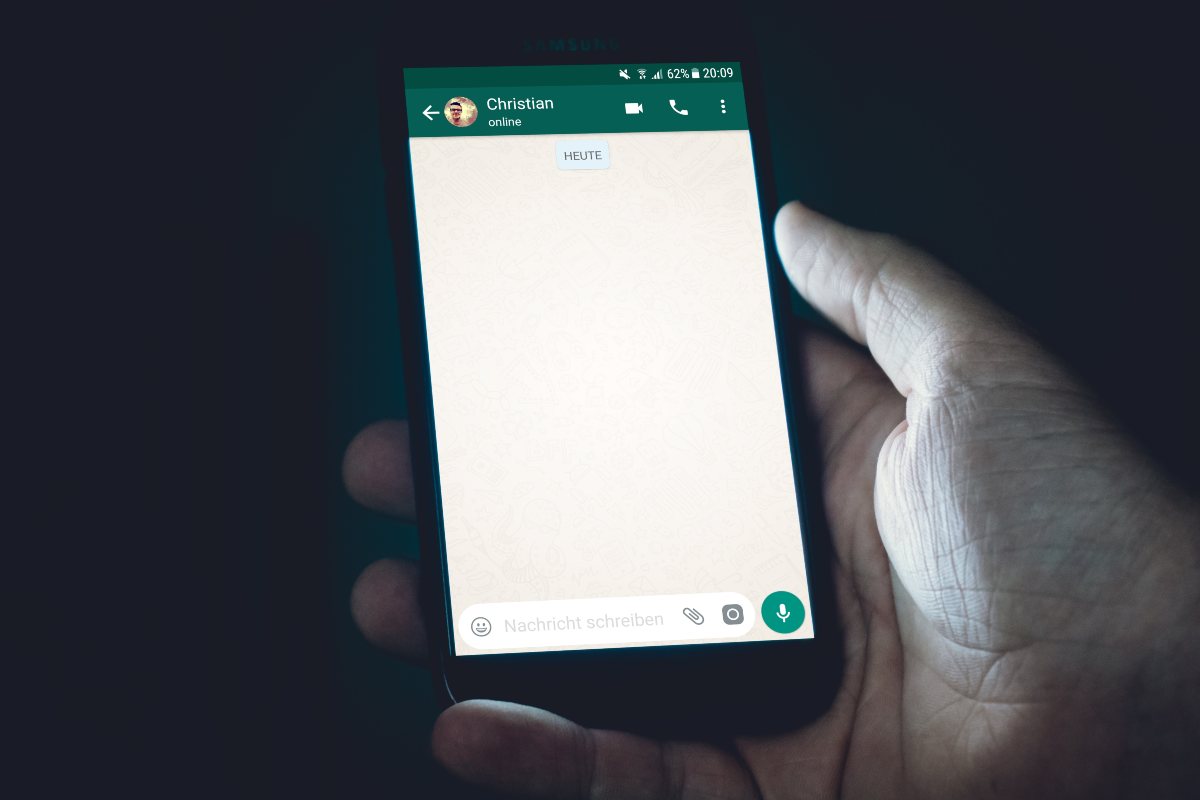 Whatsapp arriva nuovo messaggio a cui fare attenzione