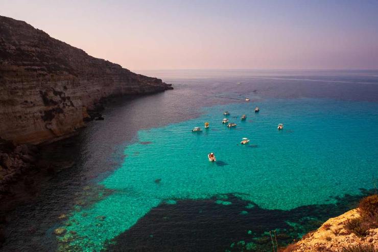 lampedusa isola incantevole per cambiare vita 